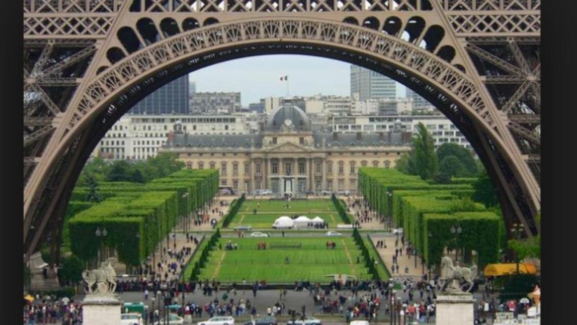 Arc De Triomphe -Marie Antoinette Garden Residence Hotel Paris Exterior photo